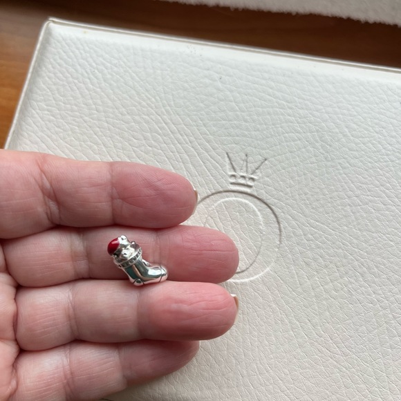 Pandora's Christmas Teddy Bear charm - RETIRED - Picture 3 of 4